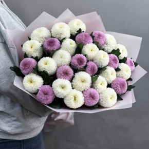 Букет из 31 хризантемы Момоко микс в Одинцово