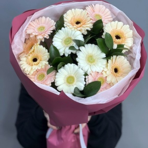 Букет из 13 белых гербер микс в Одинцово