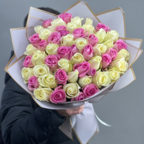 Букет из 51 розы микс  (40 см) в Одинцово