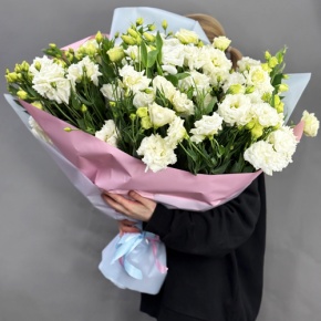 Букет "Изысканность" из 31 белой эустомы в Одинцово