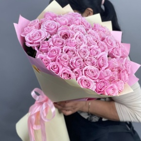 Букет из 51 пастельной розы Аваланж (60 см) в Одинцово