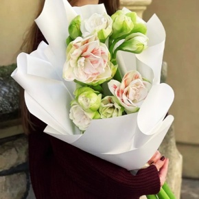 Букет из 5 амариллисов в Одинцово