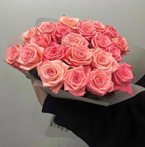 Букет из 21 розовой розы (50 см) в Одинцово